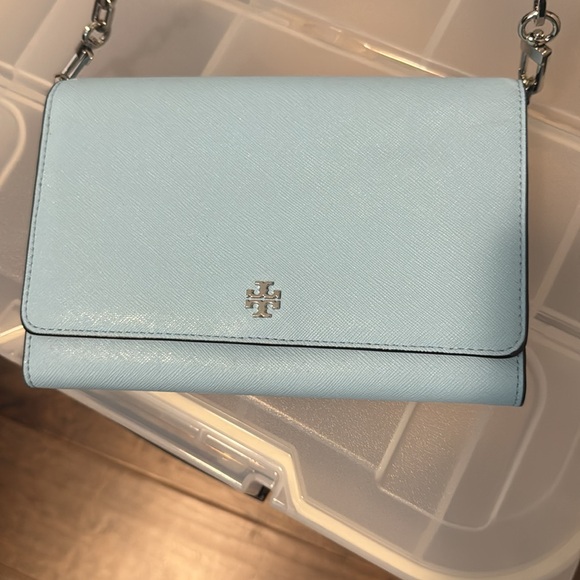 Tory Burch Convertible Leather  Wallet.  Riviera Blue With Silver Chain.  NWT. - Picture 11 of 11